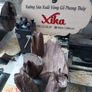 Xika nhận sản xuất vòng tay Trầm Hương tốc tự nhiên theo yêu cầu